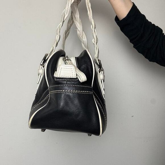 Vintage Y2K Coach Soho Black and White Leather Shoulder Bag - Picture 3 of 6